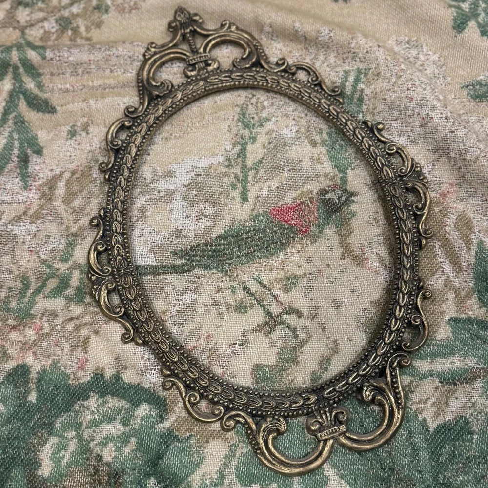 Vintage 1/ Metallic Gold Picture Frame Photo Metal Italian 9.5” x11.5”